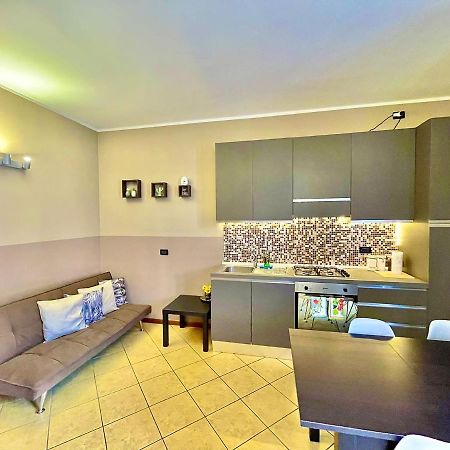 카스테네돌로 Casa Di Mirco - Ampio E Moderno Bilocale 아파트 외부 사진